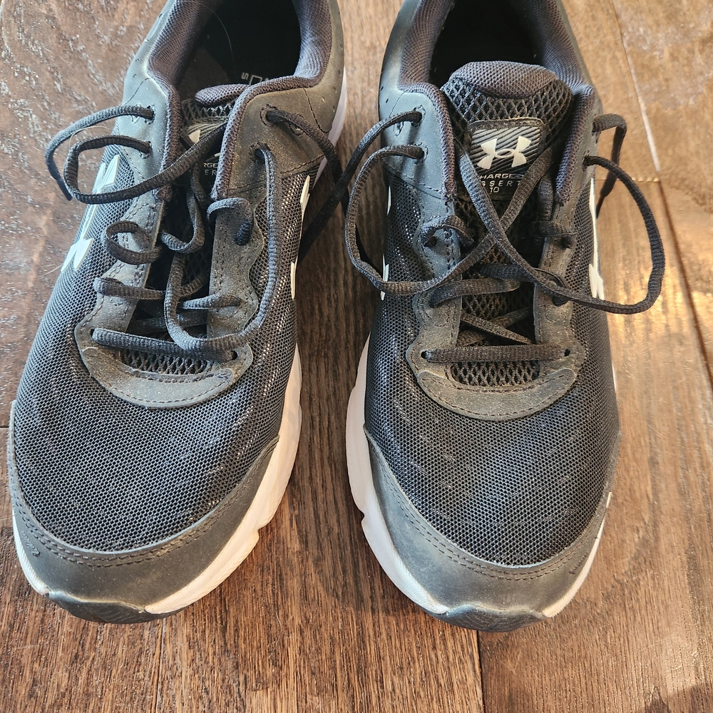 Under Armour Black Athletic Shoes